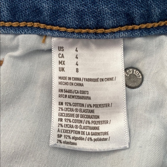 American Eagle Shorts - Picture 5 of 5